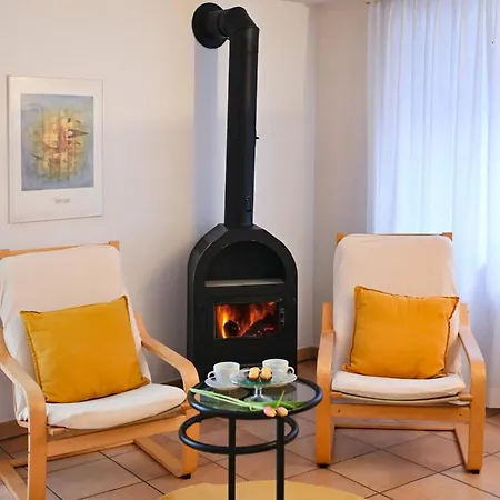 Ruga House In 3 * 阿斯科纳